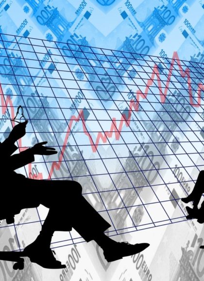 Netflix vs Paramount in the Fight for Warner Bros- What Investors Need to Know