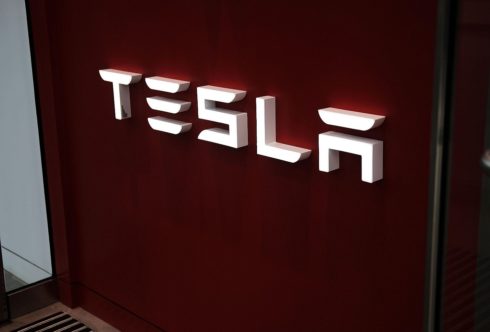 Musk’s xAI Launches $5 Billion Debt Offering to Fuel AI Ambitions