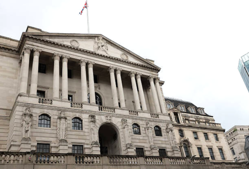 BOE Lowers Interest Rates to 4.25% as U.S. Tariffs Weigh on Economy